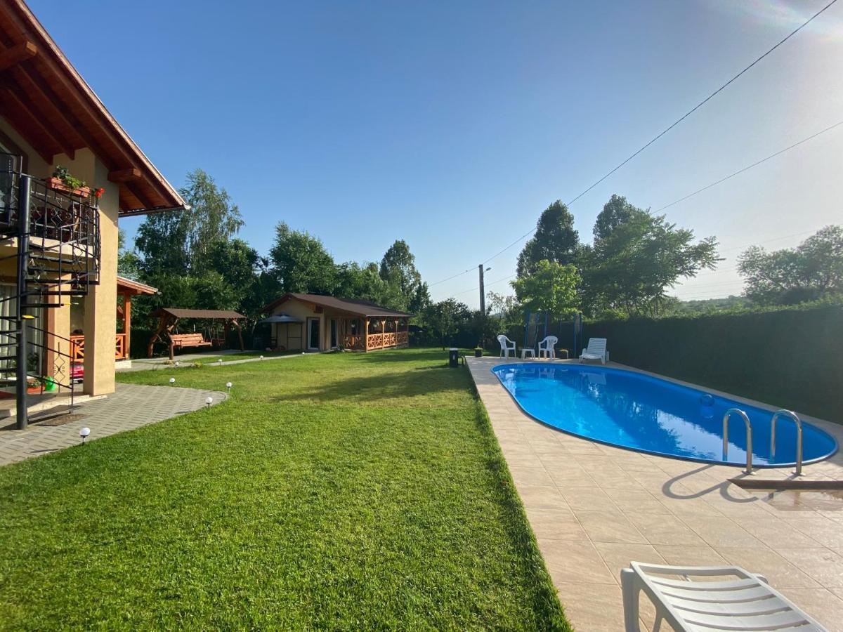 Matyas Vendeghaz Hotel Sovata Bagian luar foto