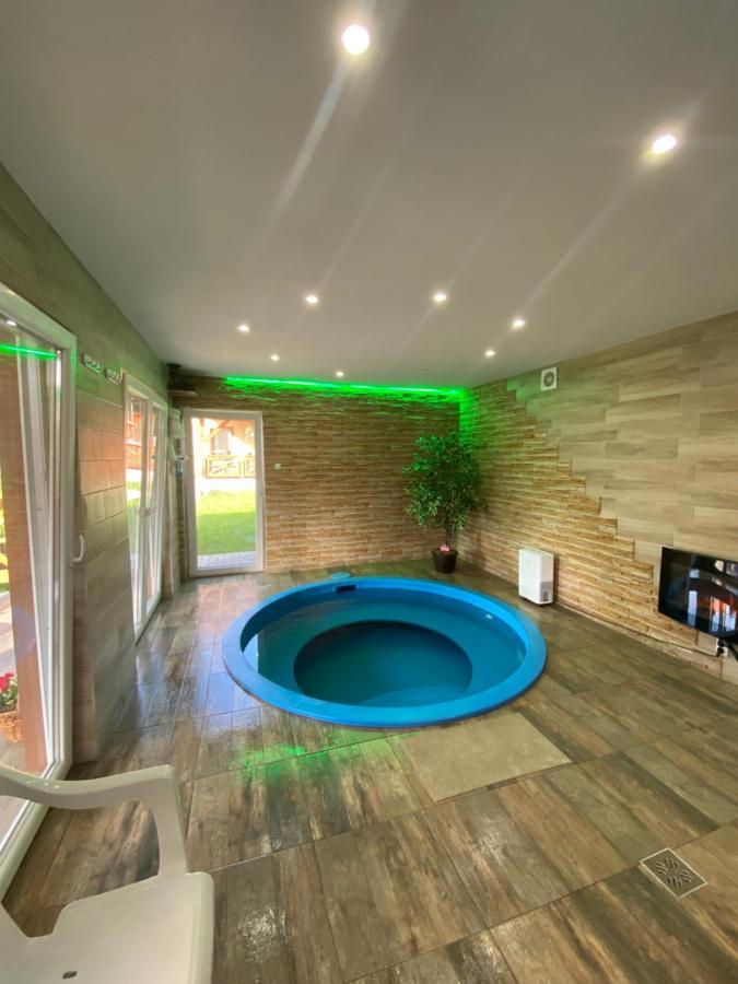 Matyas Vendeghaz Hotel Sovata Bagian luar foto